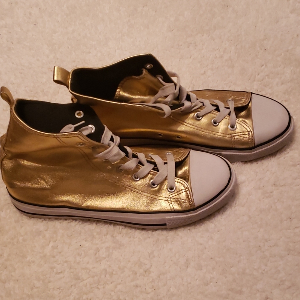 Converse look alikes